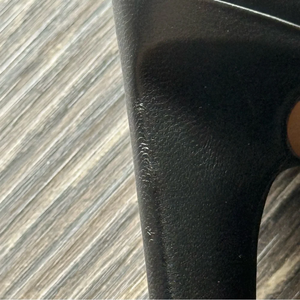 Kenneth Cole Brook Cross Sandal Leather Strappy Heels Size 8M - Picture 10 of 10